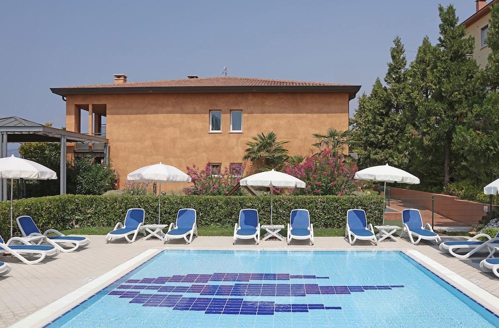 Hotel Caesius Thermae & Spa Resort Bardolino Buitenkant foto