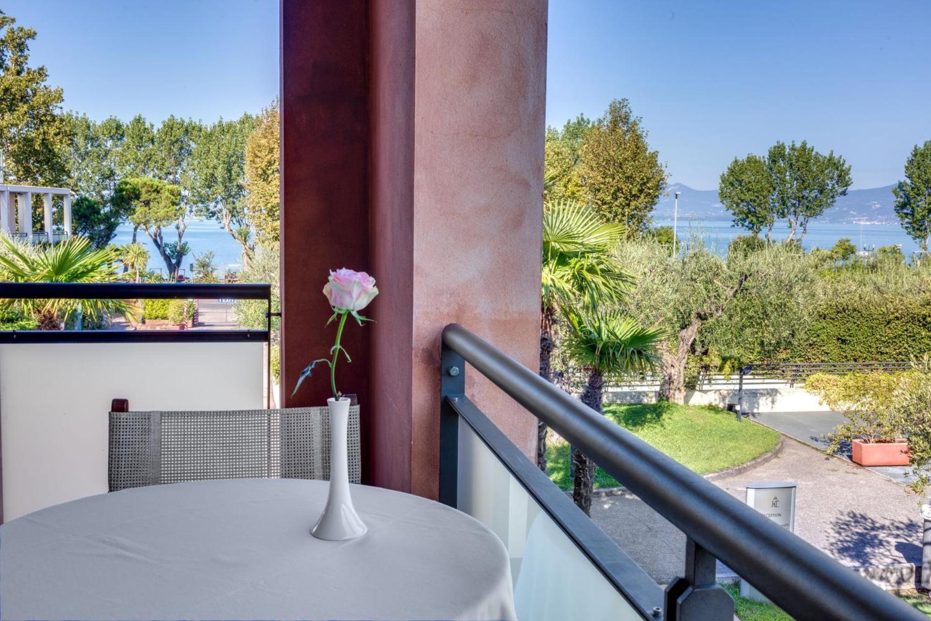 Hotel Caesius Thermae & Spa Resort Bardolino Buitenkant foto